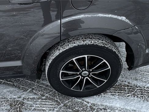 Used 2019 Dodge Journey SE w/ Blacktop Package image 25