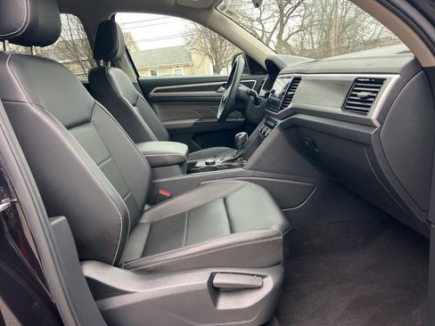 Used 2023 Volkswagen Atlas SE image 27