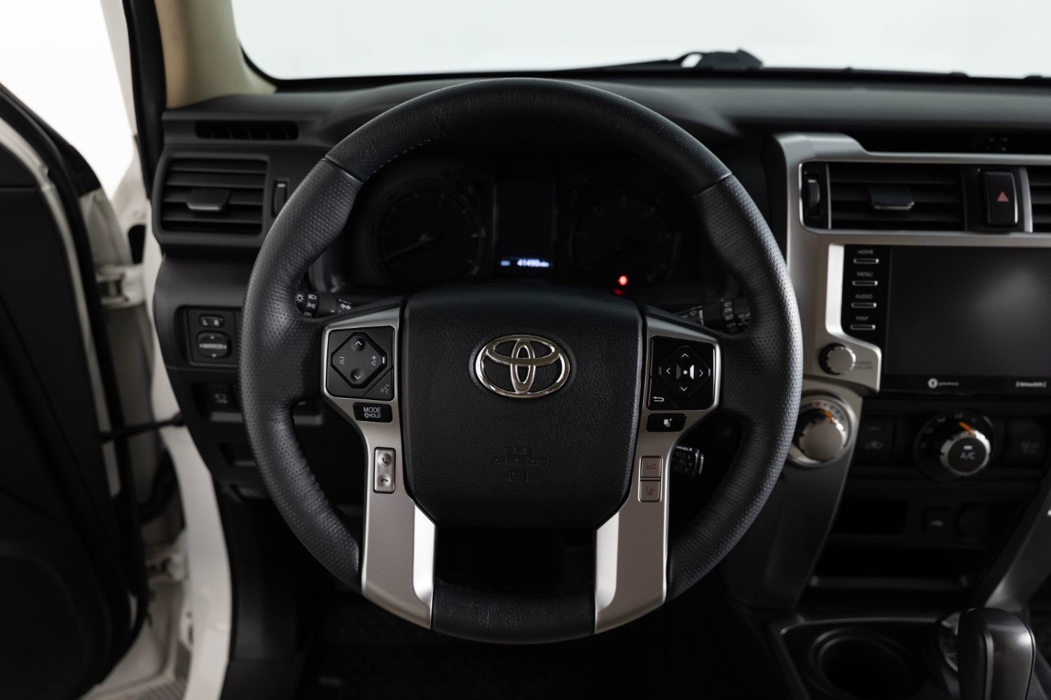 Used 2023 Toyota 4Runner SR5 Premium w/ SR5 Premium Package AWD/4WD image 29