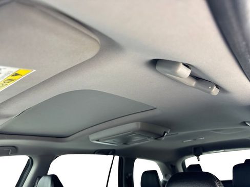 Used 2019 Honda Pilot Touring image 74