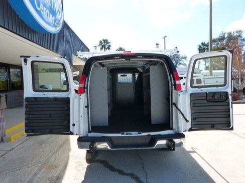Used 2024 GMC Savana 2500 w/ Driver Convenience Package RWD image 14