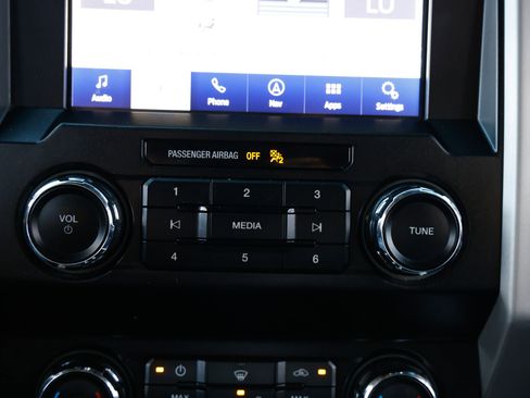Used 2020 Ford F150 Lariat AWD/4WD image 35