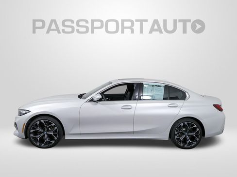 Used 2025 BMW 330i xDrive Sedan w/ Premium Package AWD/4WD image 2
