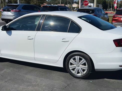 Used 2017 Volkswagen Jetta S w/ Jetta S Cold Weather Package image 6