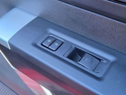 Used 2025 Toyota Tundra Platinum image 29