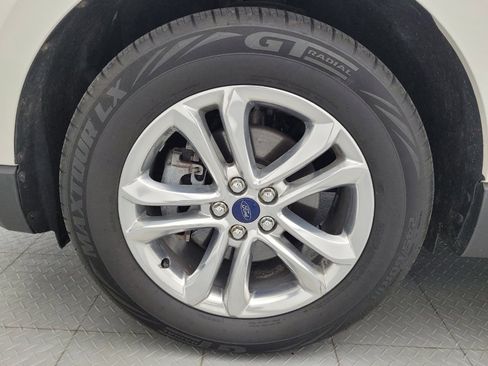 Used 2015 Ford Edge SEL w/ Equipment Group 201A FWD image 31