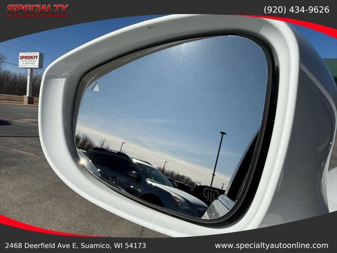 Used 2019 Chrysler Pacifica Touring-L FWD image 10