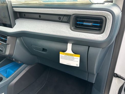 New 2025 Ford Maverick XLT w/ XLT Luxury Package image 37