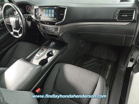 Certified 2025 Honda Ridgeline Sport image 22