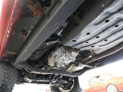 Used 2000 Toyota Tacoma 4x4 Regular Cab image 30