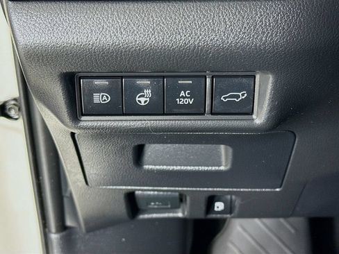 Certified 2024 Toyota Grand Highlander AWD Hybrid image 12