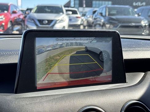 Used 2019 Kia Stinger Premium image 19