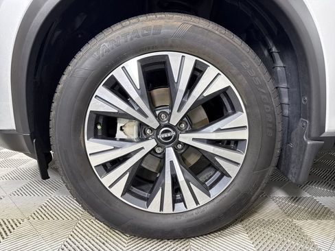 Used 2022 Nissan Rogue SV FWD image 20