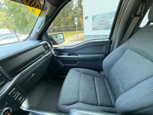 Used 2022 Ford F150 XLT w/ Equipment Group 302A High AWD/4WD image 19