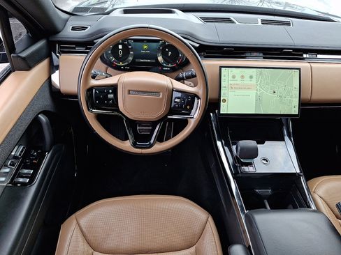 Used 2025 Land Rover Range Rover Sport Dynamic SE image 11