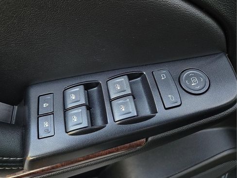 Used 2020 GMC Yukon SLE w/ HD Trailering Package AWD/4WD image 15