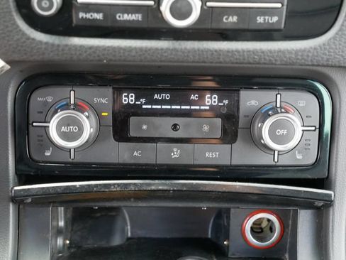 Used 2012 Volkswagen Touareg VR6 AWD/4WD image 31