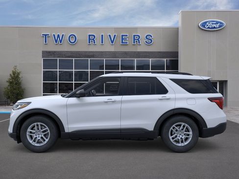 New 2026 Ford Explorer Active RWD image 3