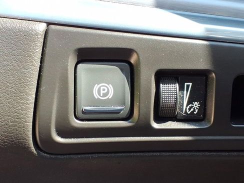 Used 2019 Cadillac XT5 Premium Luxury AWD/4WD image 29