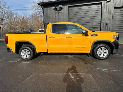 Used 2020 GMC Sierra 1500 SLE w/ SLE Convenience Package image 2