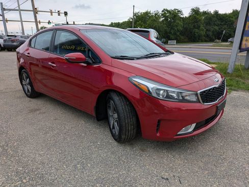 Used 2018 Kia Forte S w/ S Technology Plus Package FWD image 8