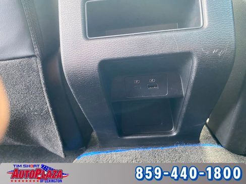 Used 2023 Mitsubishi Outlander SE image 27