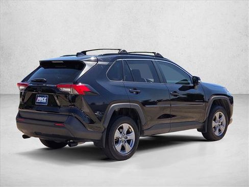 Used 2024 Toyota RAV4 XLE w/ Convenience Package FWD image 5