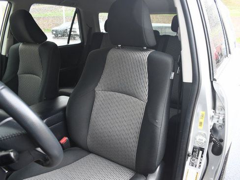 Certified 2024 Toyota 4Runner SR5 AWD/4WD image 17