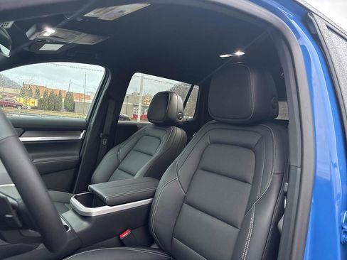 New 2026 GMC Terrain Elevation w/ Elevation Premium Package image 9