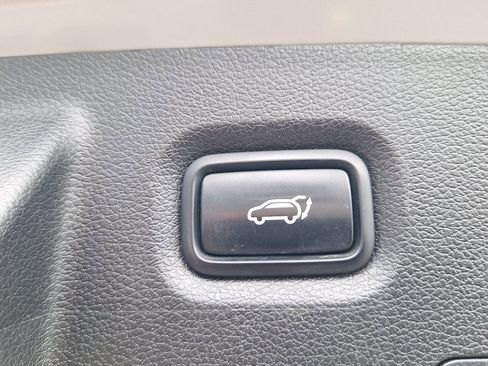 Certified 2023 Hyundai Santa Fe Limited w/ Cargo Package AWD/4WD image 29