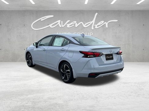 New 2025 Nissan Versa SR FWD image 15