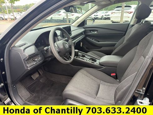 Certified 2025 Honda Accord SE image 24