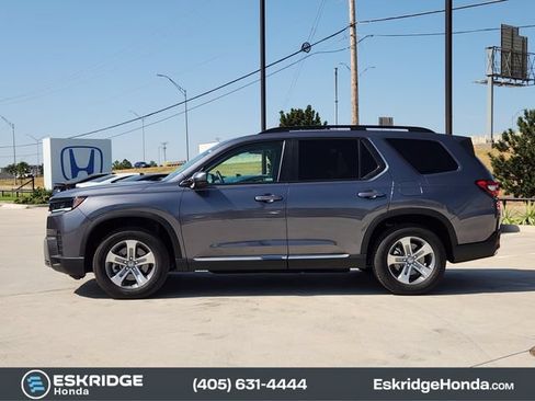 Certified 2026 Honda Pilot EX-L image 4