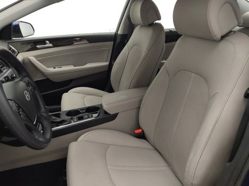 Used 2017 Hyundai Sonata Limited w/ Ultimate Package 04 image 17