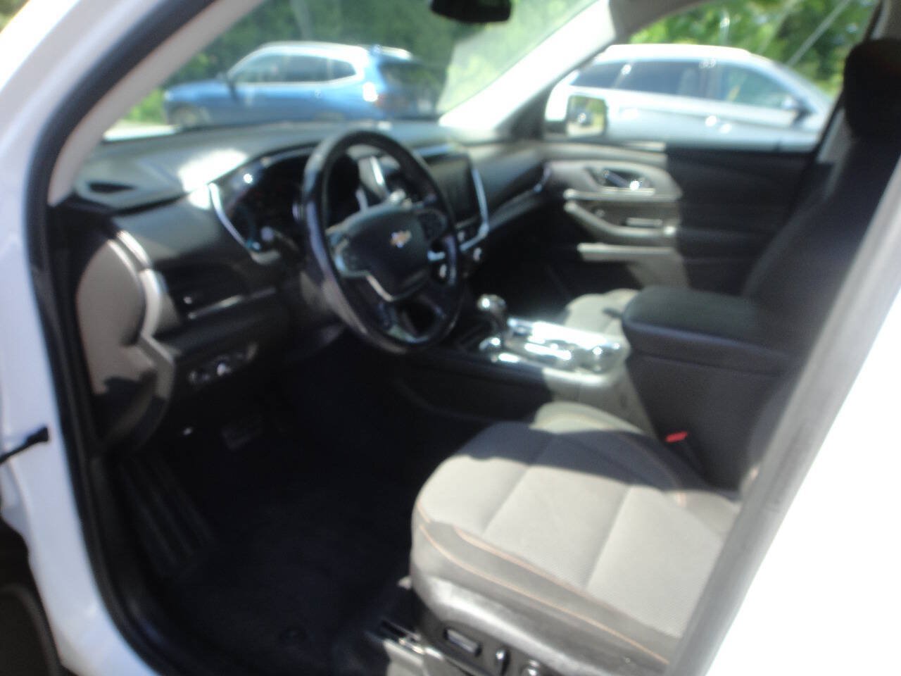 Used 2018 Chevrolet Traverse LT AWD/4WD image 7