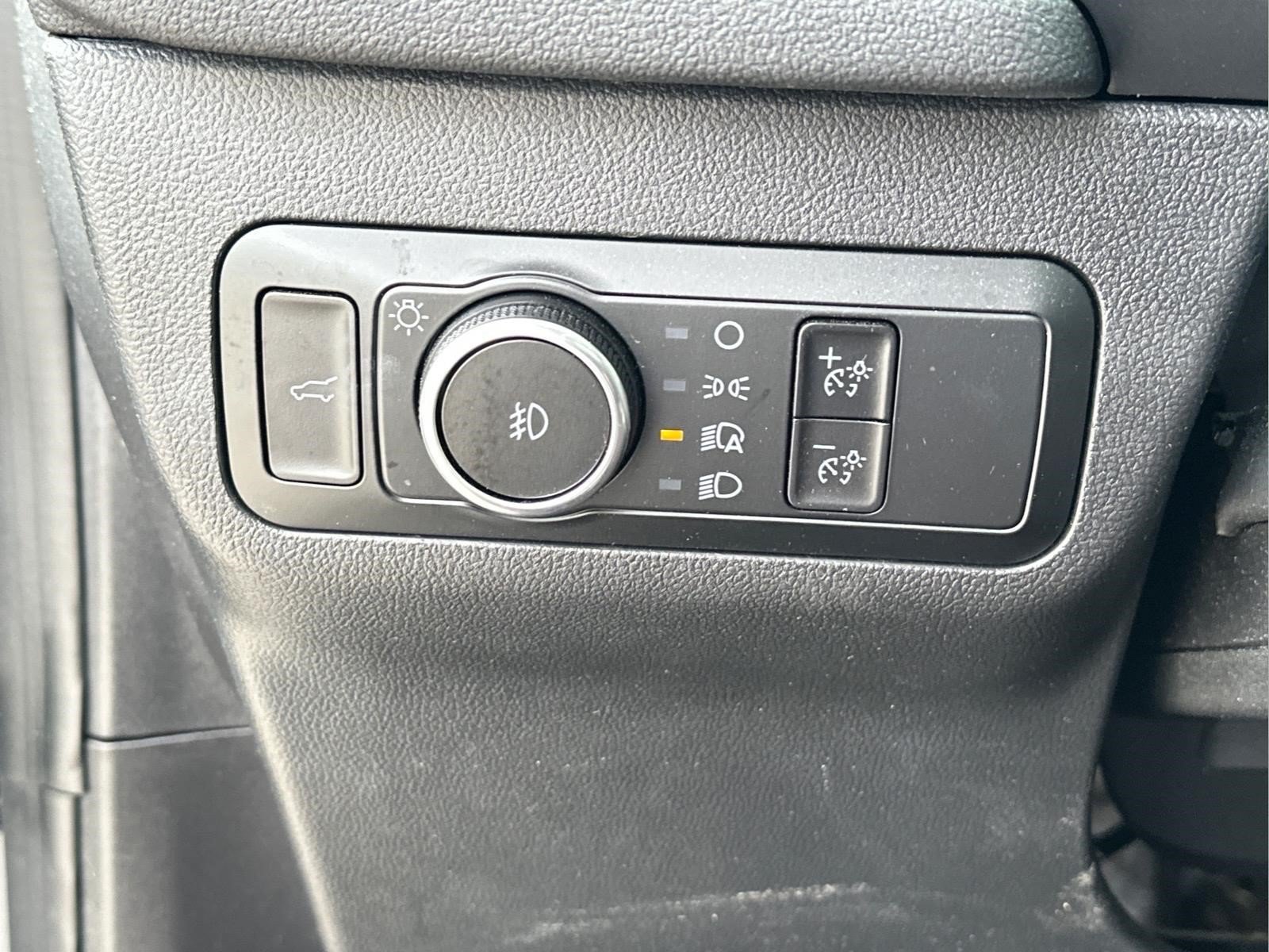 Used 2023 Ford Escape ST-Line Elite w/ Premium Technology Package AWD/4WD image 21