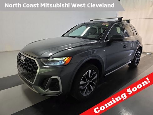 Used 2022 Audi Q5 2.0T Premium w/ Convenience Package image 1