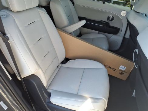 New 2026 Hyundai Palisade Calligraphy image 9