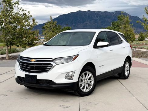 Used 2018 Chevrolet Equinox LT AWD/4WD image 1