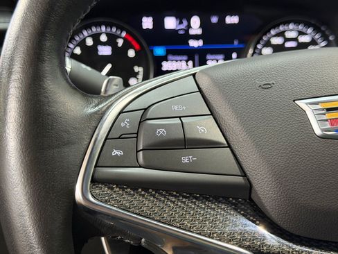 Certified 2023 Cadillac XT5 Sportv w/ Technology Package AWD/4WD image 12