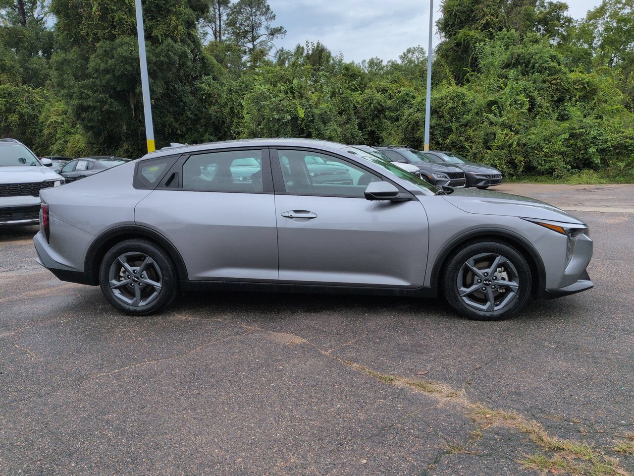 Used 2025 Kia K4 FWD image 4