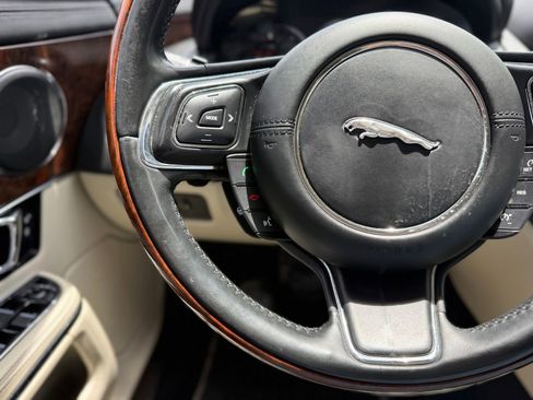 Used 2015 Jaguar XJ L Portfolio AWD/4WD image 26