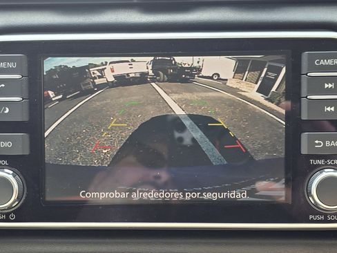 Used 2021 Nissan Versa SR image 23