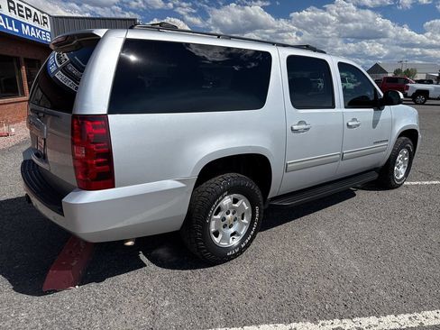 Used 2014 Chevrolet Suburban LS AWD/4WD image 8