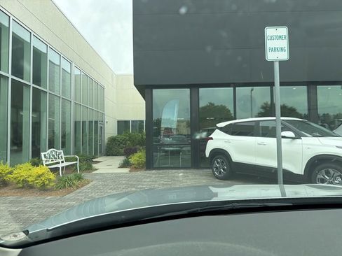 Used 2023 Honda Civic LX image 11