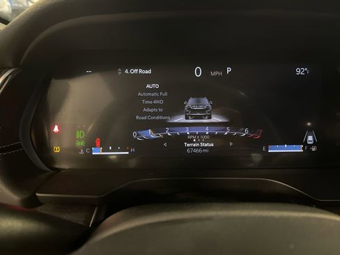 Used 2023 Jeep Grand Cherokee Limited image 17