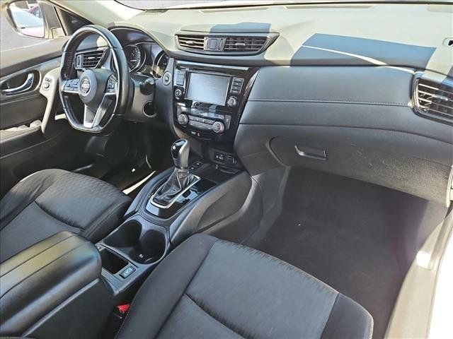 Used 2020 Nissan Rogue SV w/ Premium Package FWD image 29
