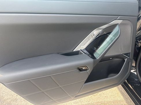 Used 2024 BMW 750e xDrive 750e xDrive Plug-In Hybrid w/ Premium Package image 15