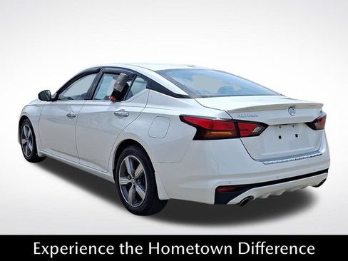 Used 2022 Nissan Altima 2.5 SL FWD image 4