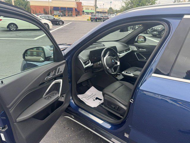 Used 2023 BMW X1 xDrive28i w/ Premium Package AWD/4WD image 14
